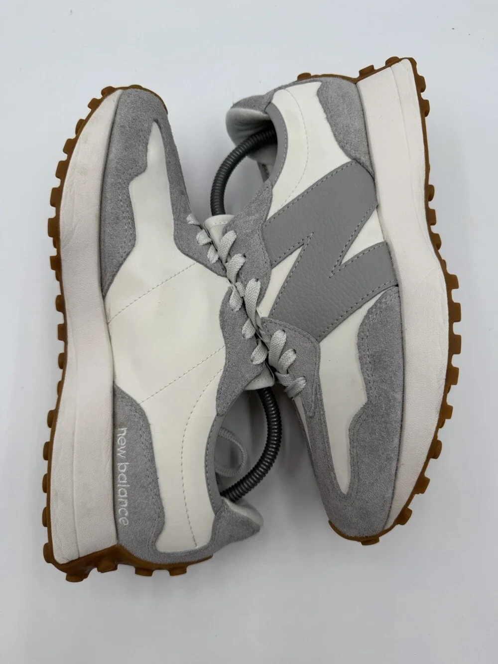 New Balance 327 Sneakers Size 8.5B Men's / 10B Women's Moonbeam/Shadow Grey